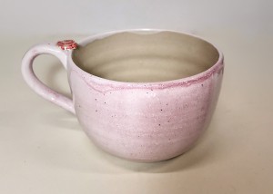 Tasse rosa Rose von Keramik-Atelier Brigitte Lang in Rauenberg