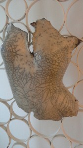 torse féminin raku atelier de céramique Brigitte Lang Rauenberg
