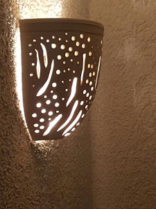Lampe aus Keramik für innen und außen